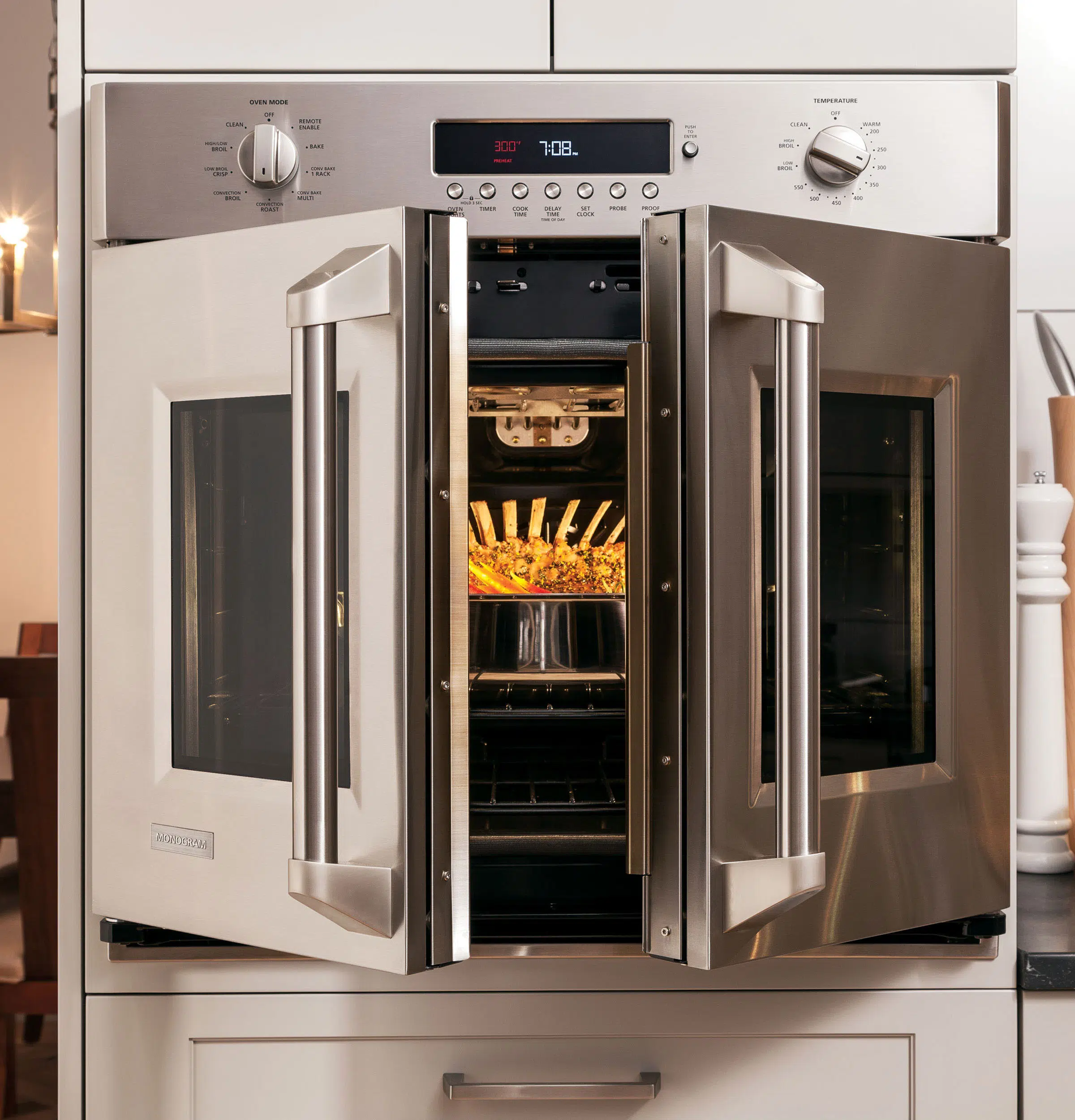 Modern take on a galley kitchen, love the Viking stove.